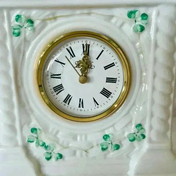 VINTAGE Belleek Cashel  Clock #0090 *NEVER USED* - Picture 3 of 8